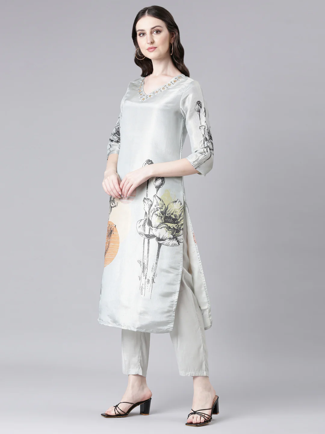 Neerus Grey Printed Straight Kurta and Trousers With Dupatta - Image 2