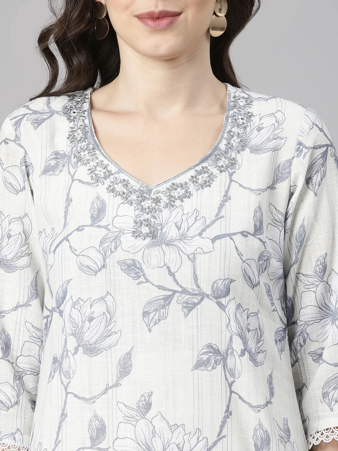 Neerus Grey Printed Straight Kurta and Trousers With Dupatta - Image 2