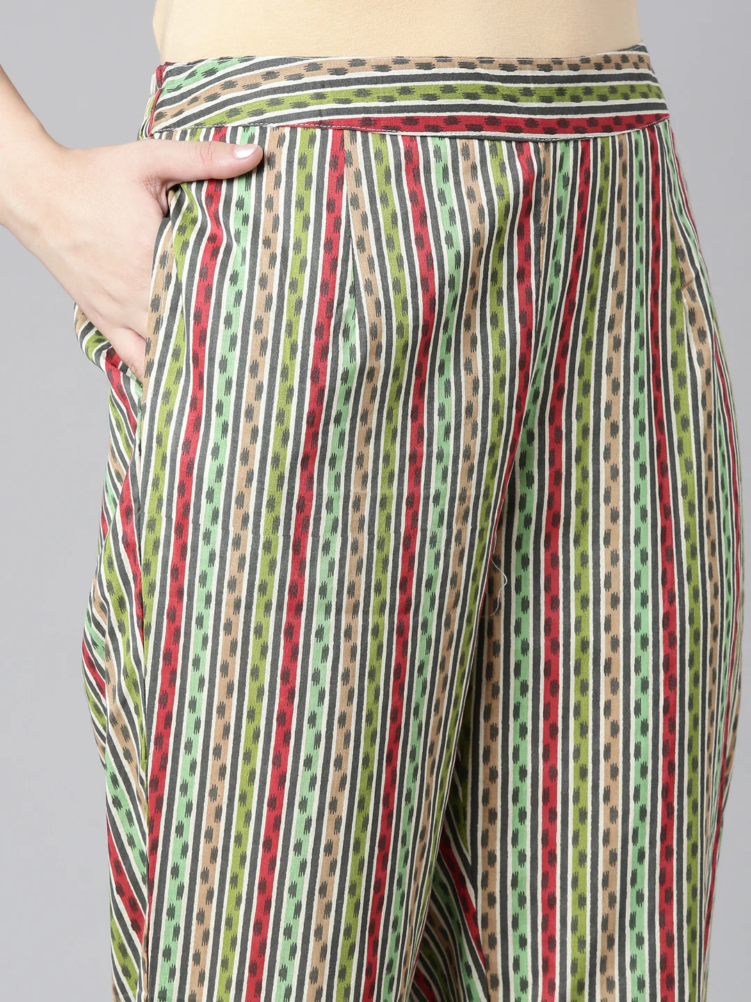 Neerus Grey Printed Straight Kurta and Trousers With Dupatta - Image 6