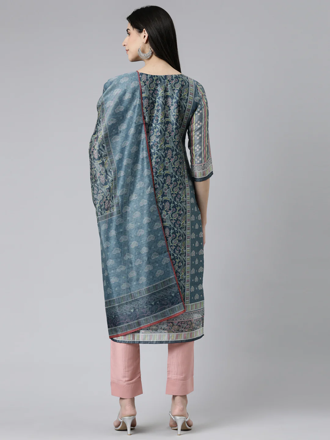 Neerus Grey Regular Knee Length Printed Kurta Solid Trousers With Dupatta - Image 3