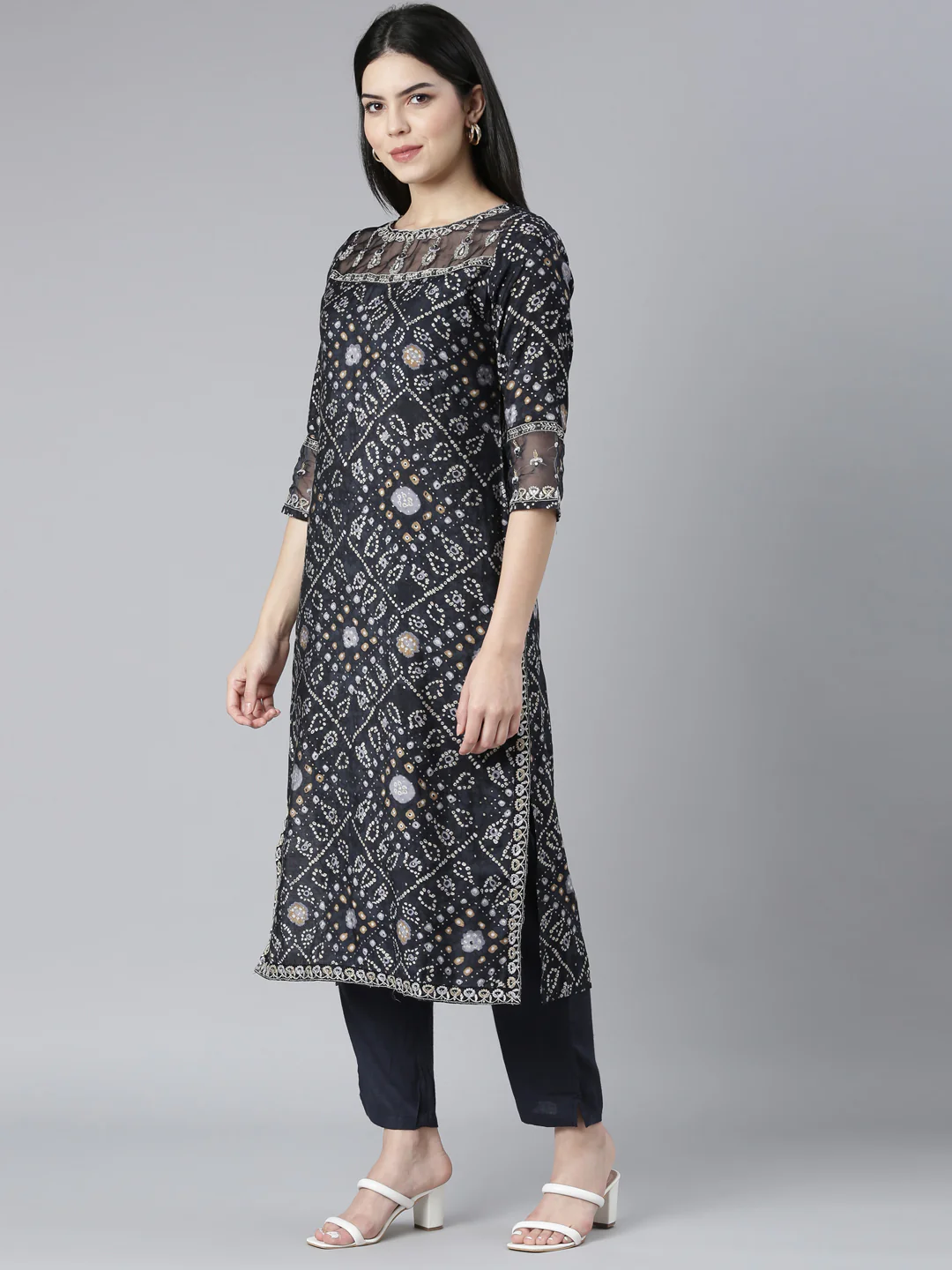 Neerus Grey Regular Straight Bandhani Kurta And Trousers With Dupatta - Image 2
