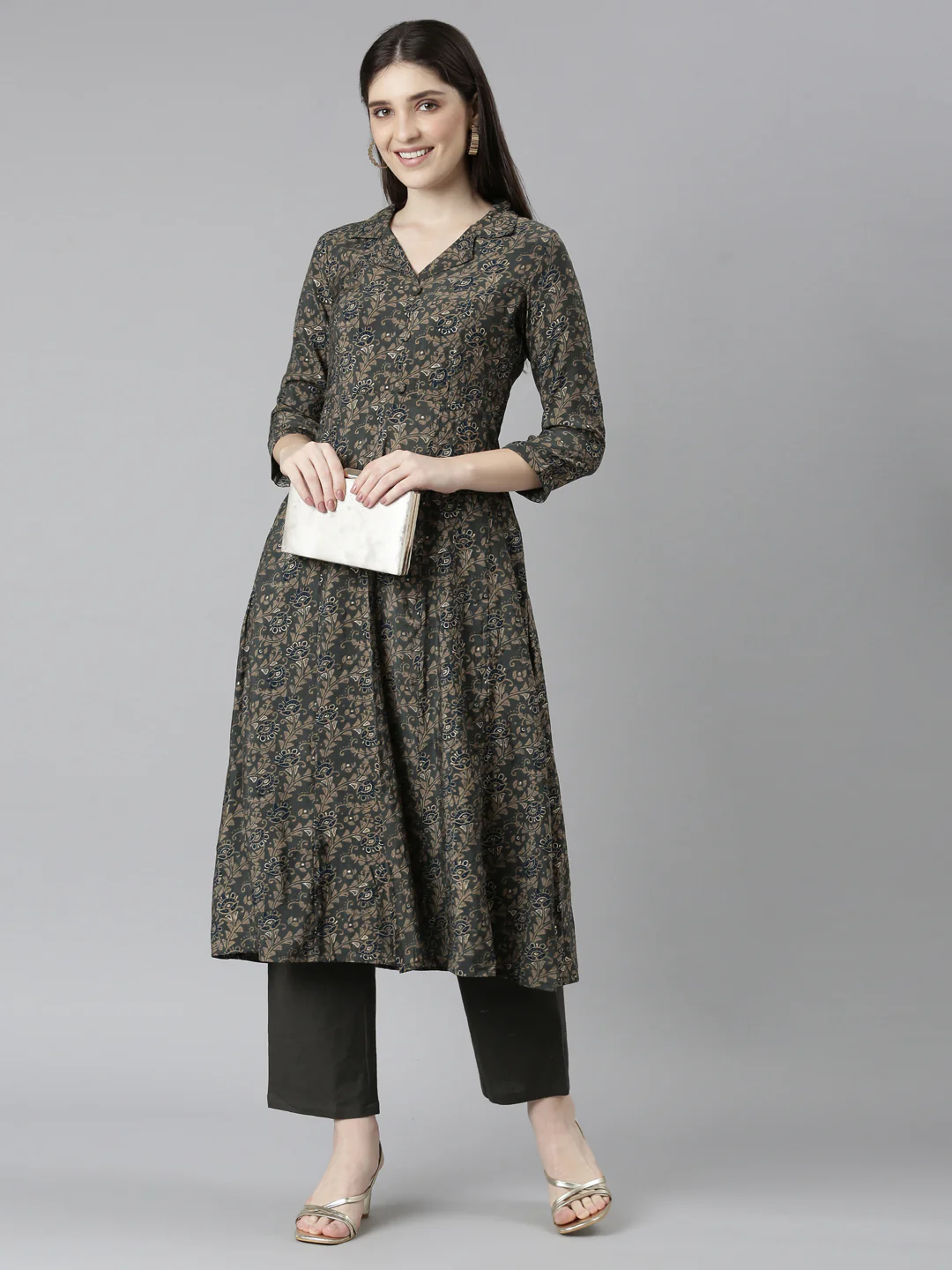 Neerus Grey Regular Straight Floral Kurta And Trousers - Image 5