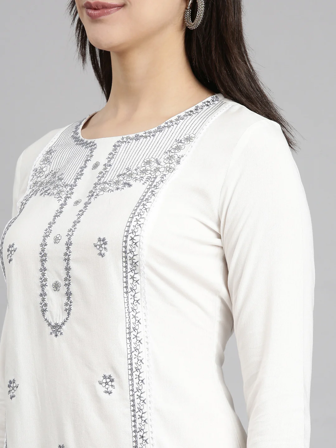 Neerus Grey Regular Straight Floral Kurta - Image 4