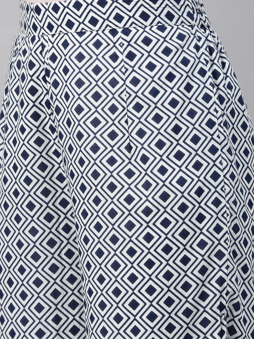 Neerus Indigo Color Cotton Fabric Plazzo - Image 8