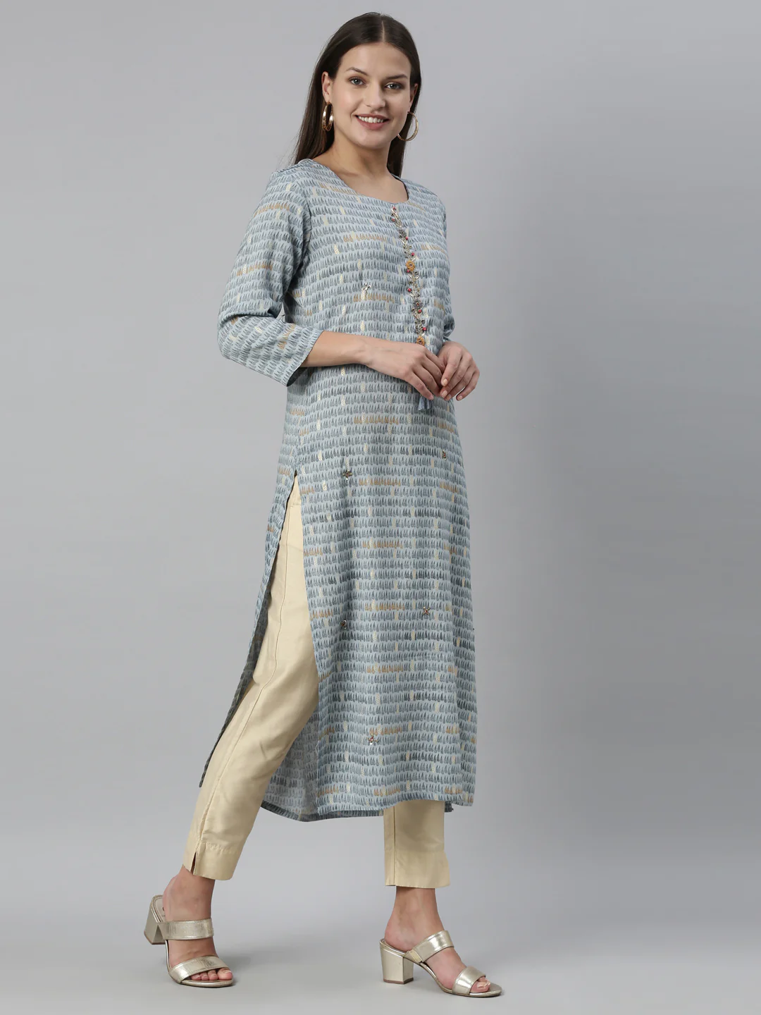 Neerus Indigo Color Slub Rayon Fabric Kurta - Image 4