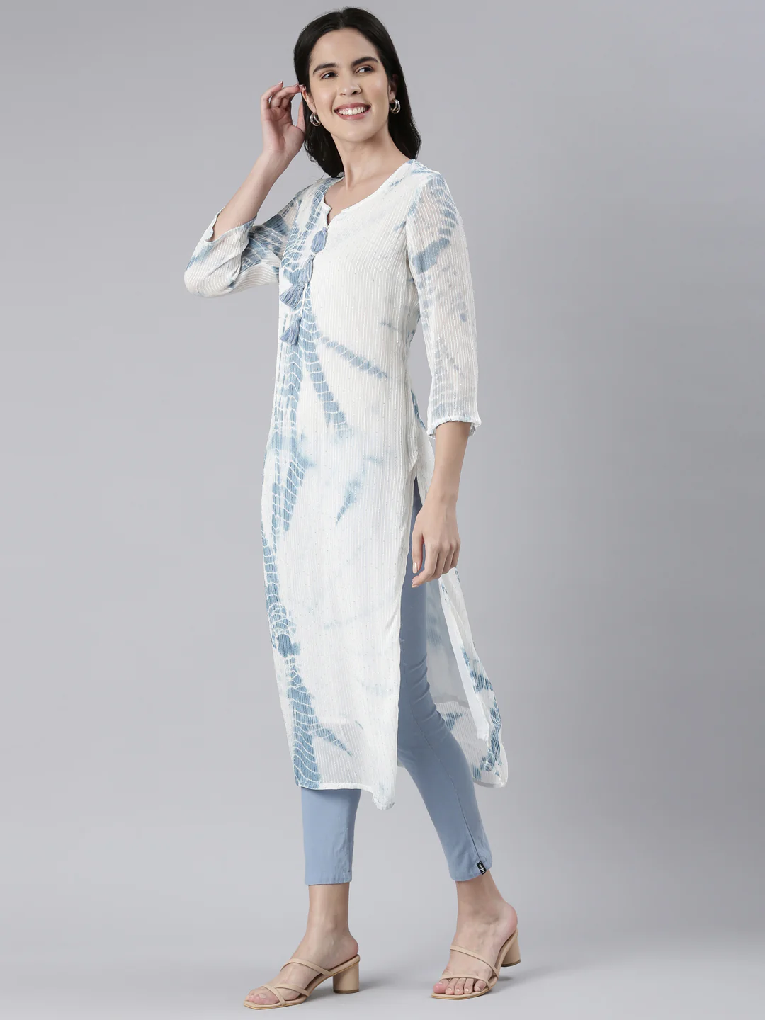 Neerus Indigo Straight Printed Cotton Kurta - Image 2