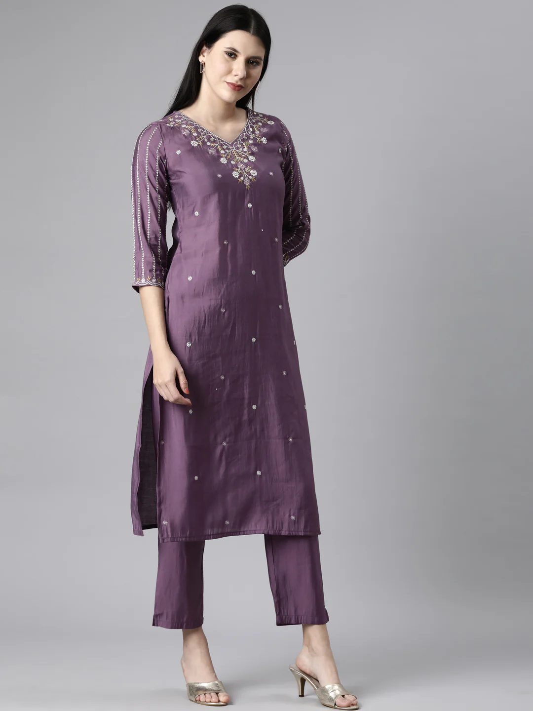 Neerus Lavender Casual Floral Straight Kurta and Trousers With Dupatta - Image 3