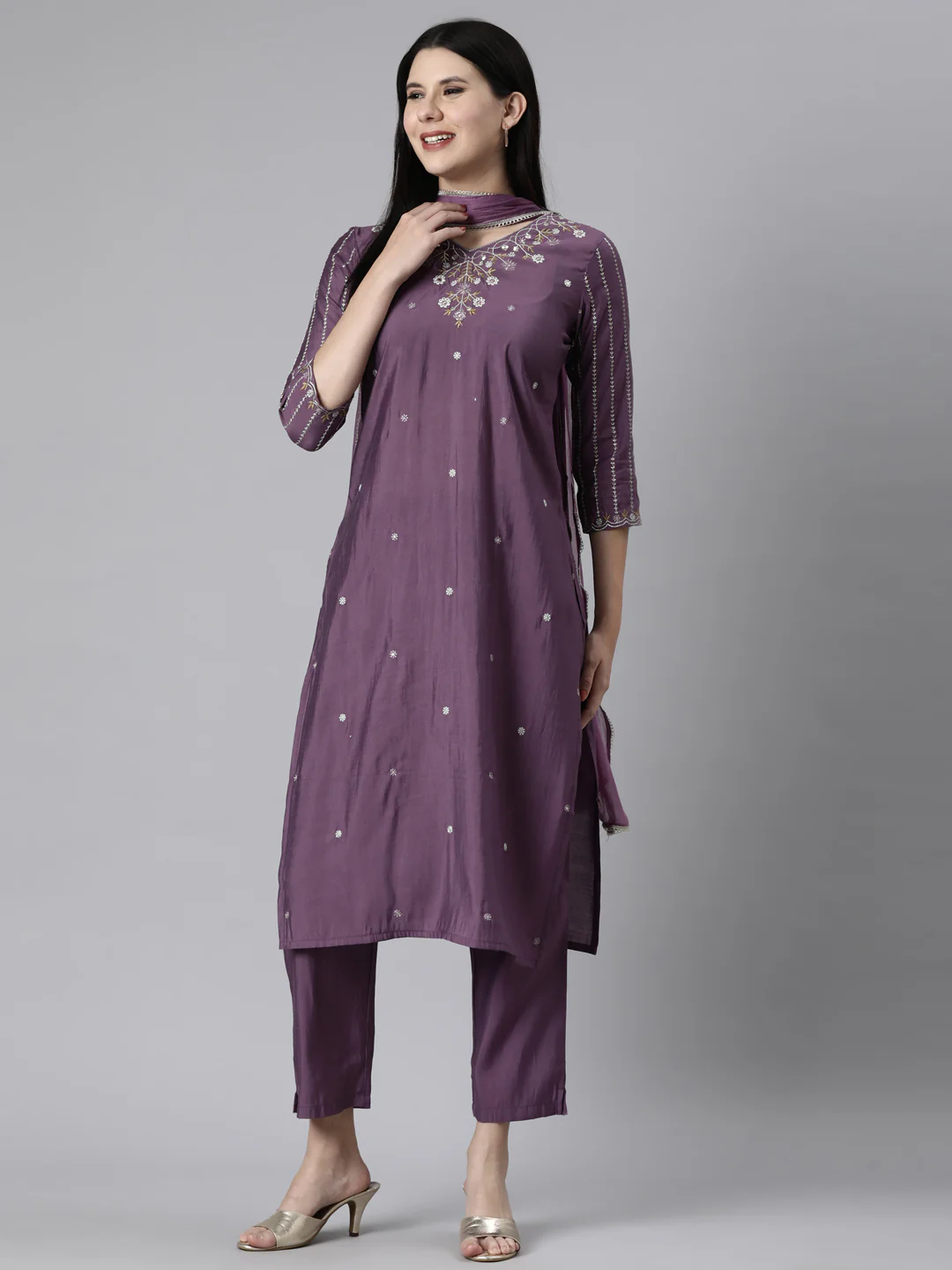 Neerus Lavender Casual Floral Straight Kurta and Trousers With Dupatta - Image 6