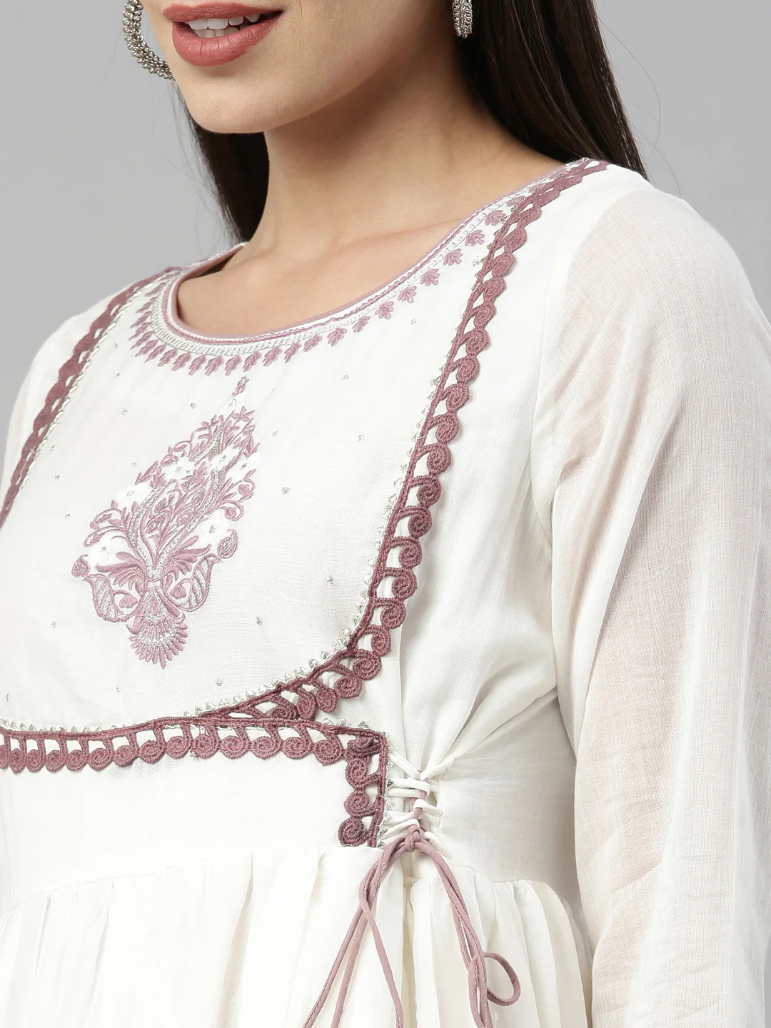 Neerus Lavender Color Cotton Fabric Kurta With Dupatta - Image 2