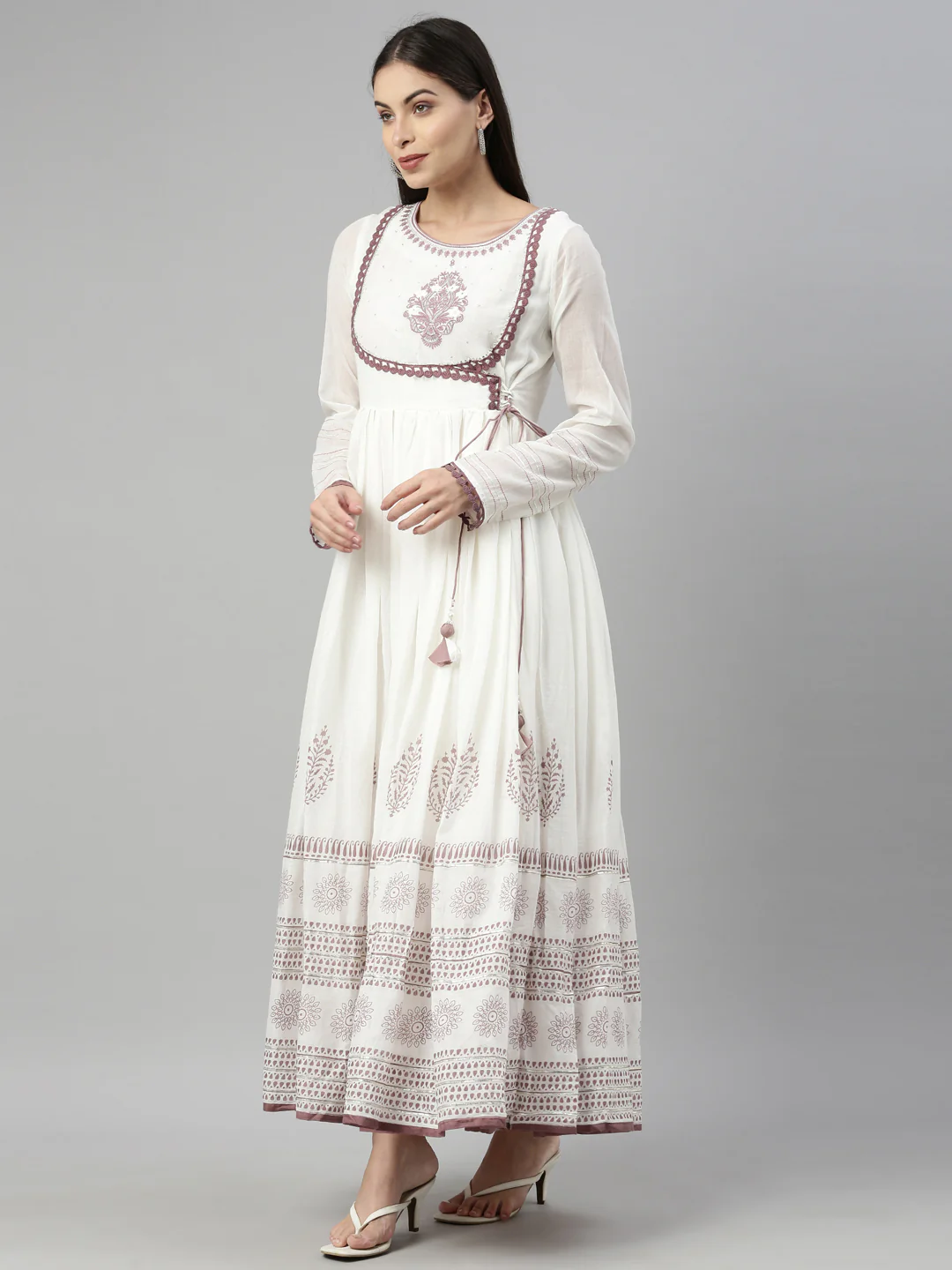 Neerus Lavender Color Cotton Fabric Kurta With Dupatta - Image 4