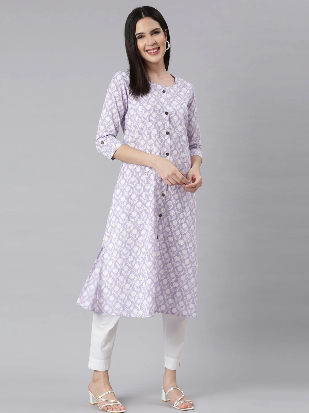 Neerus Lavender Panelled Straight Floral Kurta - Image 4