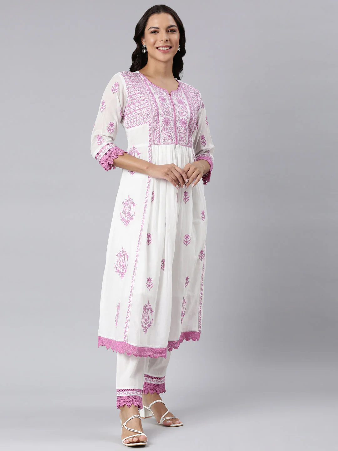 Neerus Lavender Panelled Straight Yoke Design Kurta And Trousers With Dupatta - Image 3
