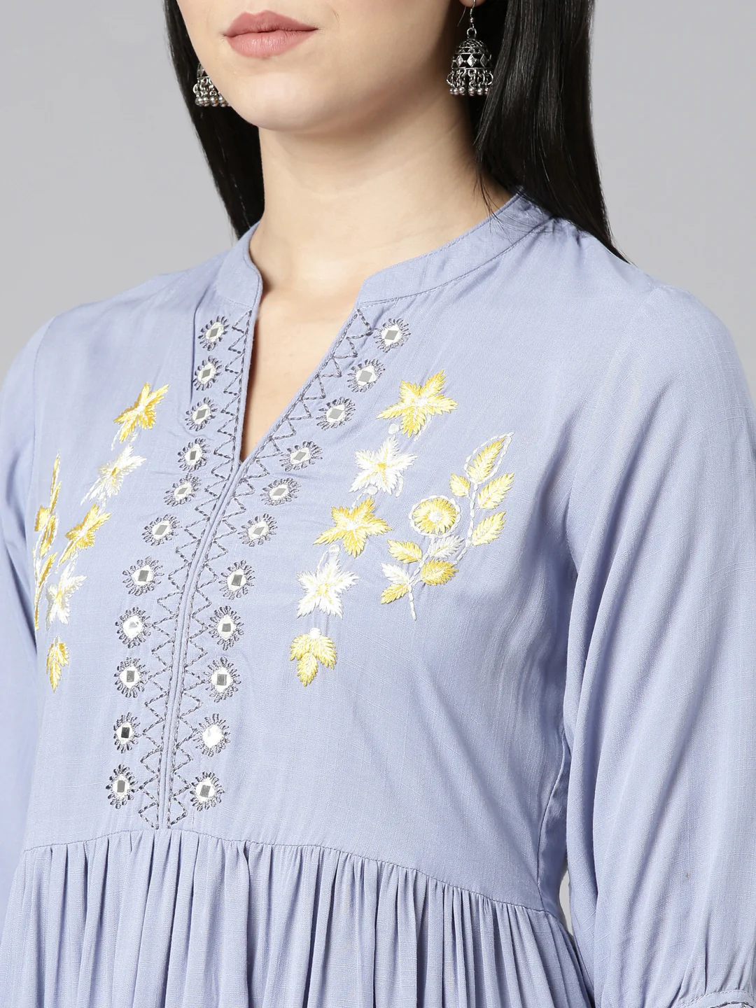 Neerus Lavender Pleated Anarkali Solid Kurta - Image 4