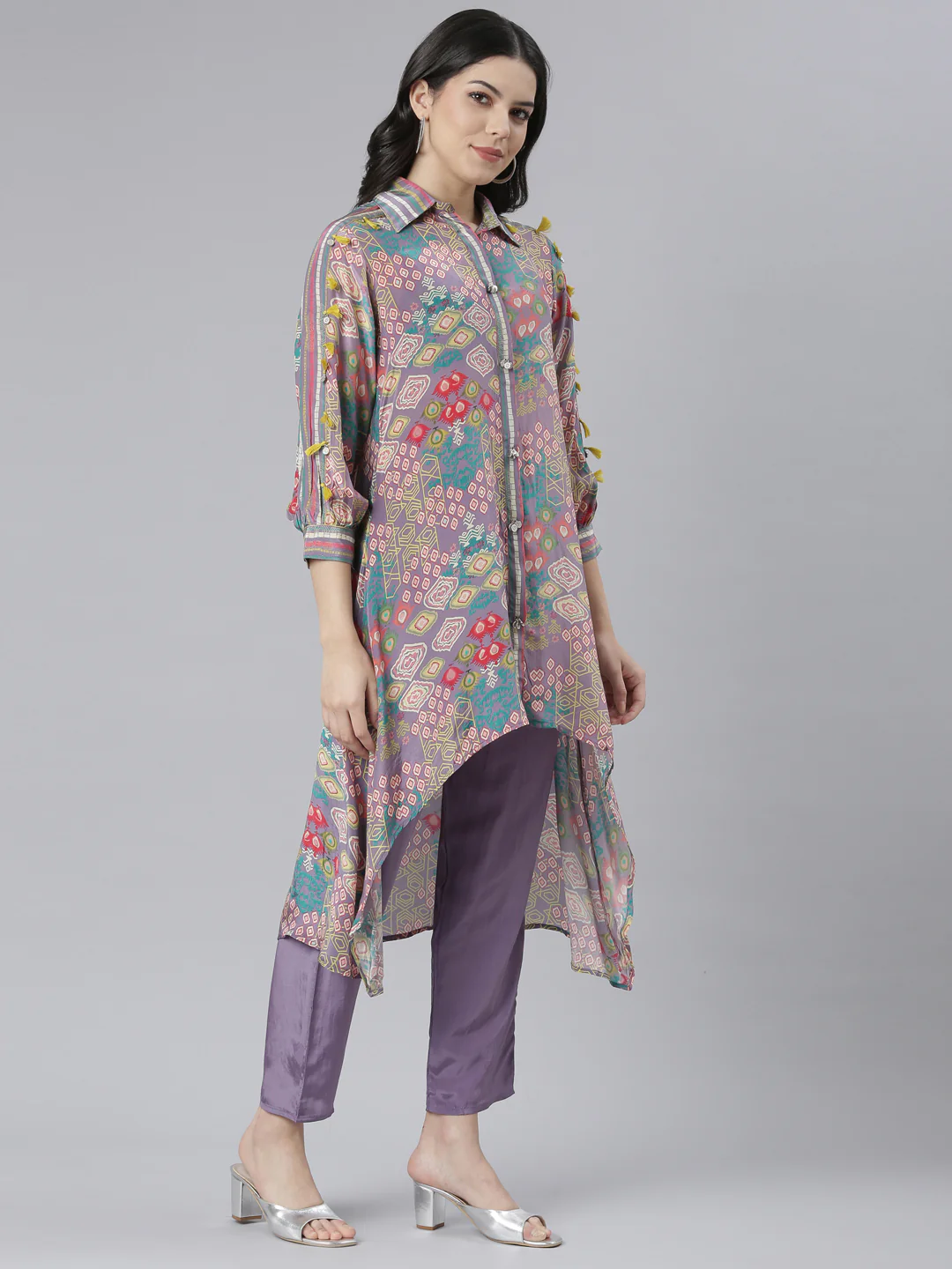 Neerus Lavender Regular Straight Chevron Kurta And Trousers - Image 2