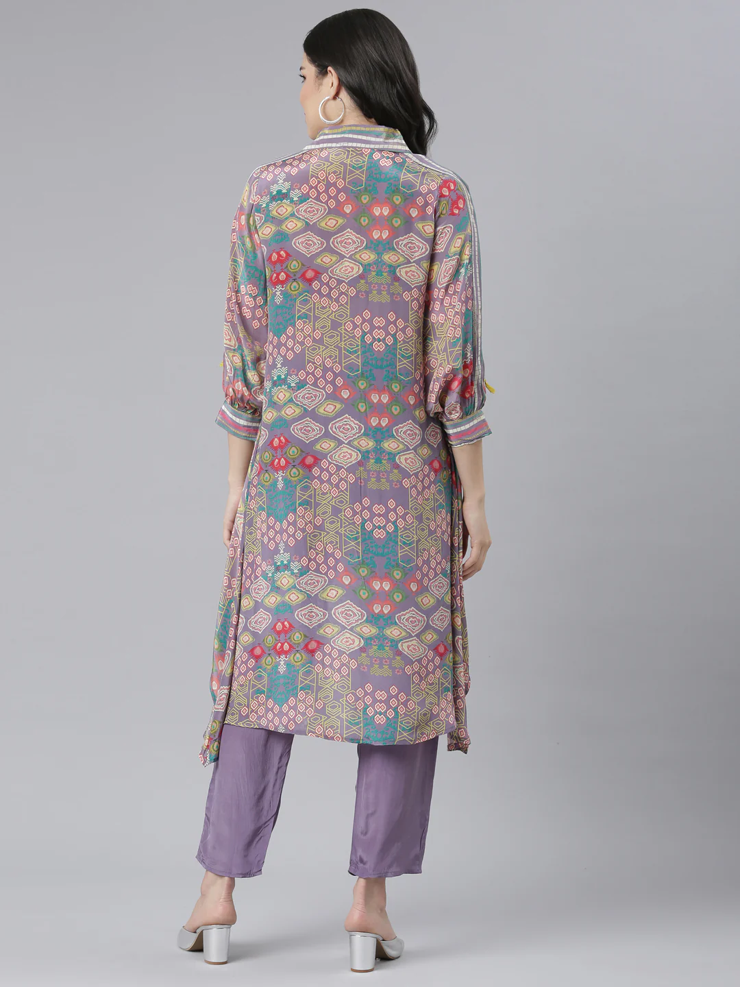 Neerus Lavender Regular Straight Chevron Kurta And Trousers - Image 3