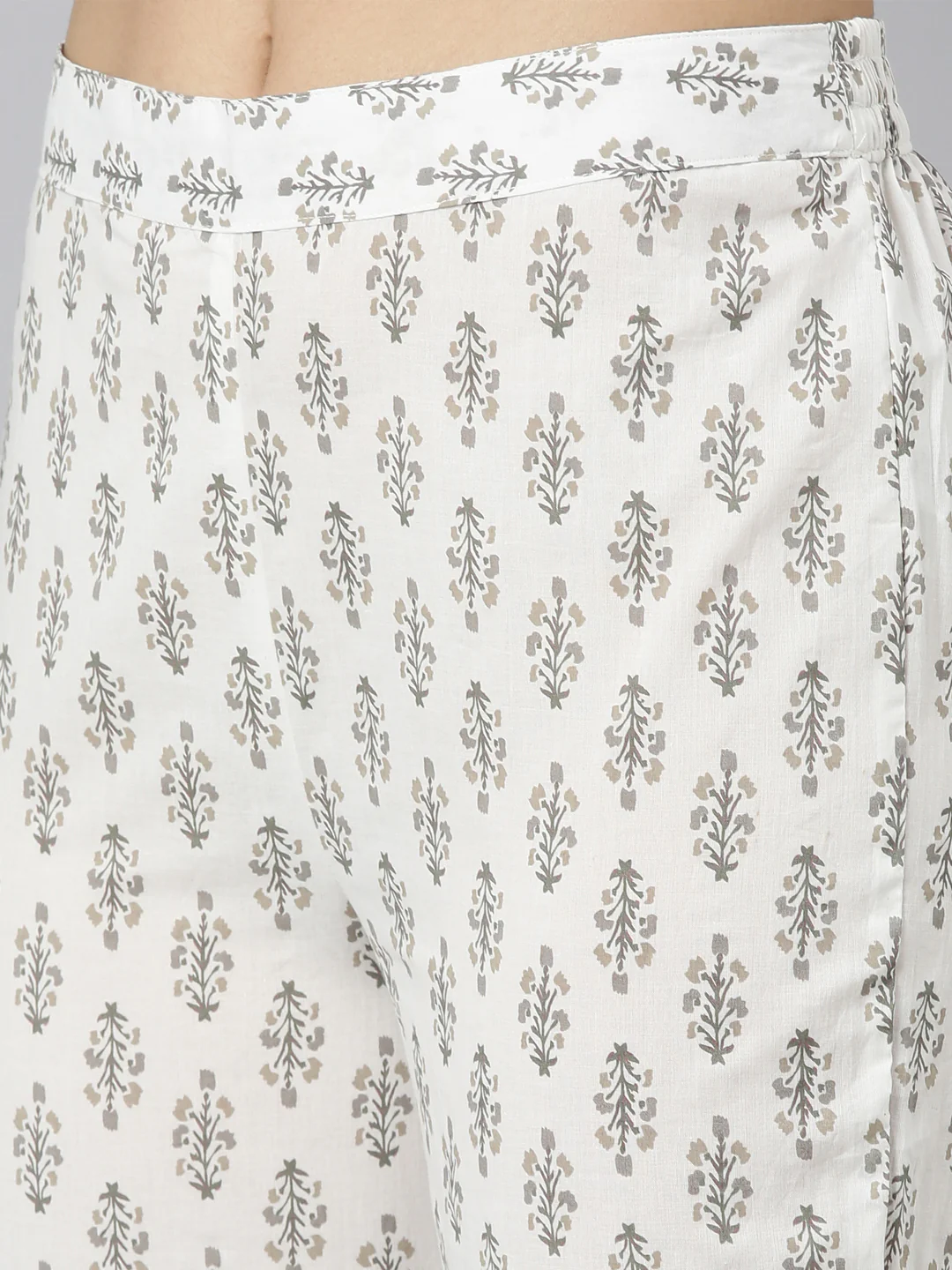 Neerus Lavender Regular Straight Printed Kurta and Trousers With Dupatta - Image 6