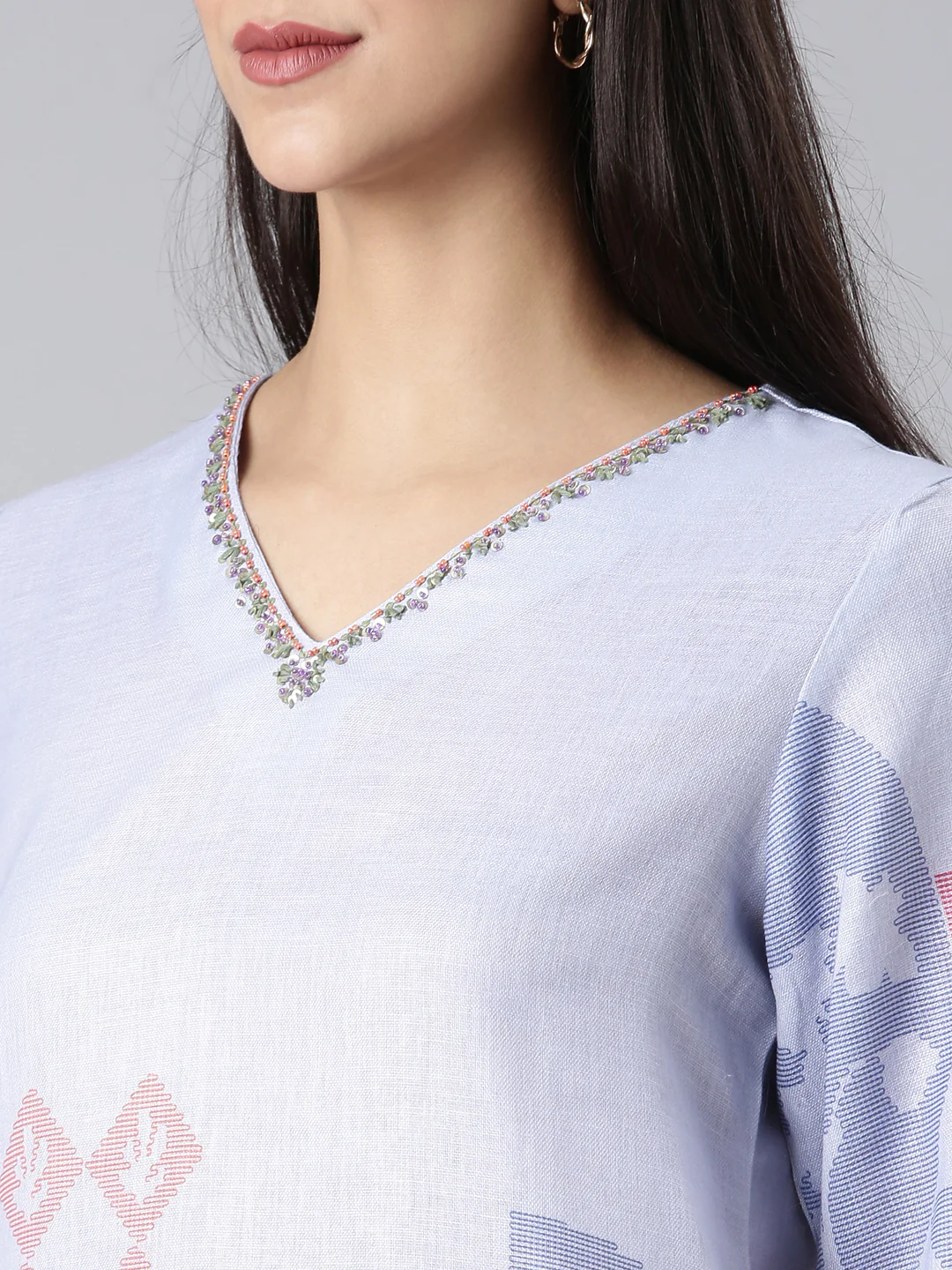 Neerus Lavender Solid Straight Kurta and Trousers With Dupatta - Image 4