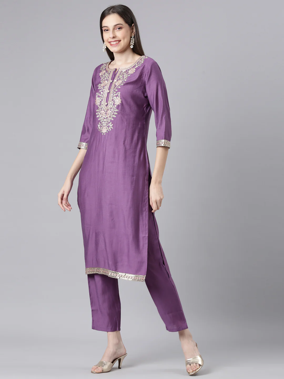 Neerus Lavender Solid Straight Kurta and Trousers With Dupatta - Image 5