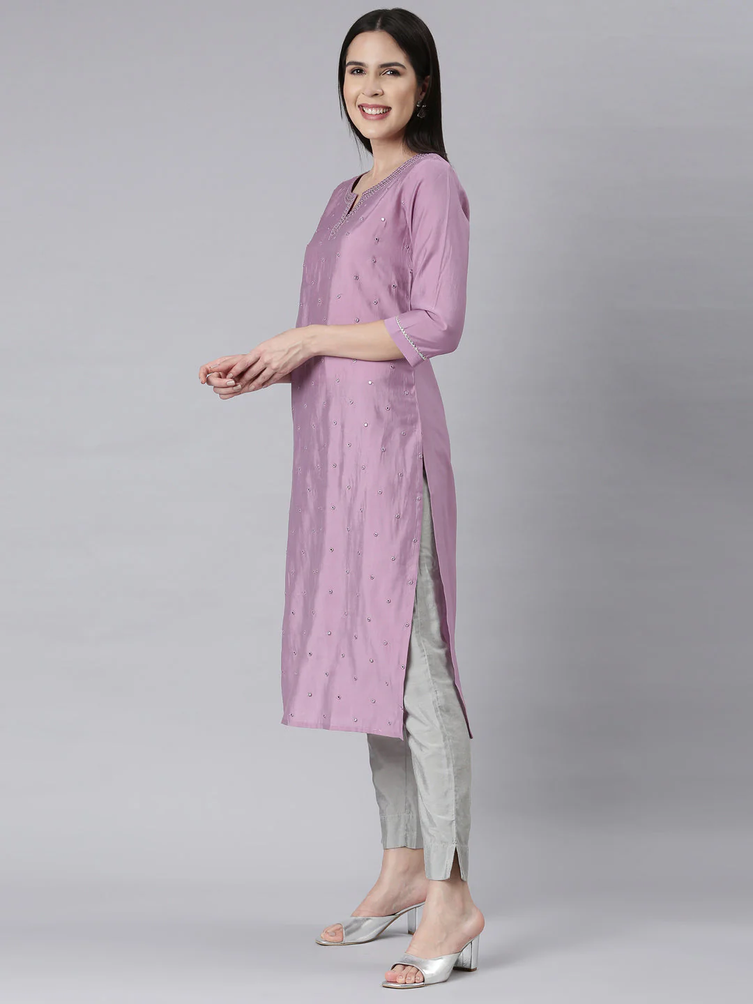 Neerus Lilac Panelled Straight Embellished Kurta - Image 2