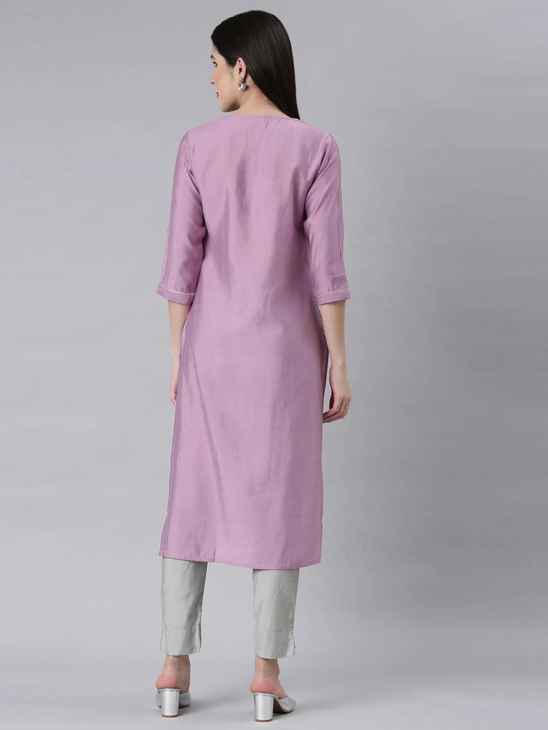 Neerus Lilac Panelled Straight Embellished Kurta - Image 3