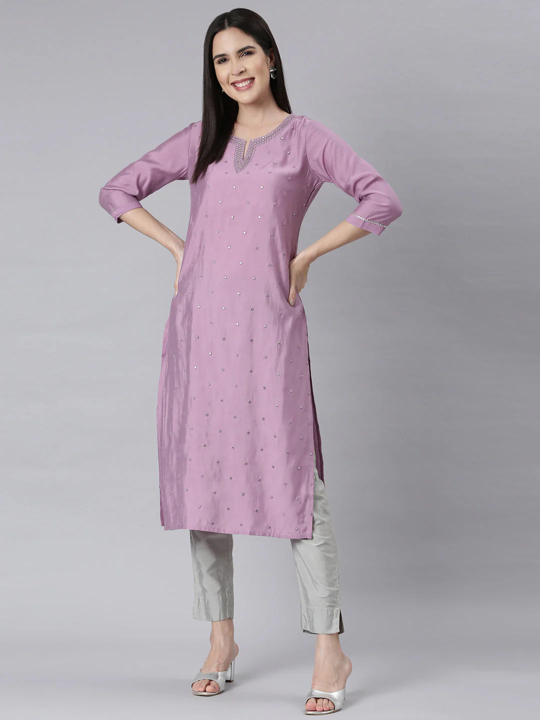 Neerus Lilac Panelled Straight Embellished Kurta - Image 4