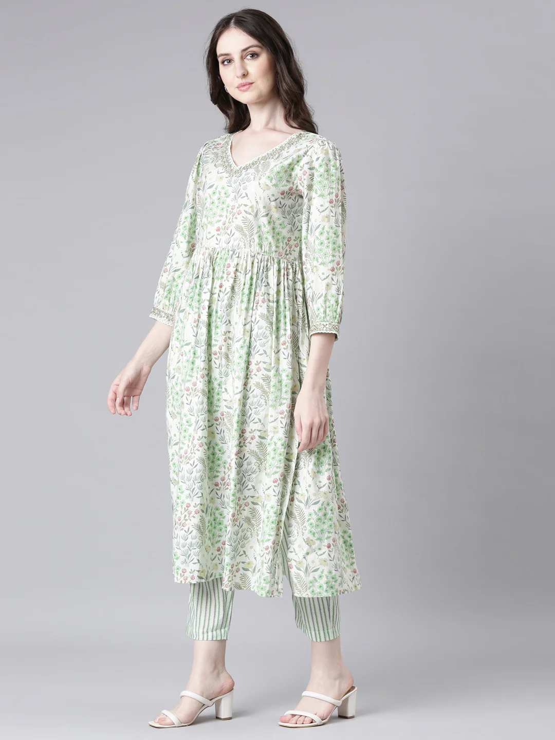 Neerus Lime Green Printed Straight Kurta and Trousers With Dupatta - Image 5