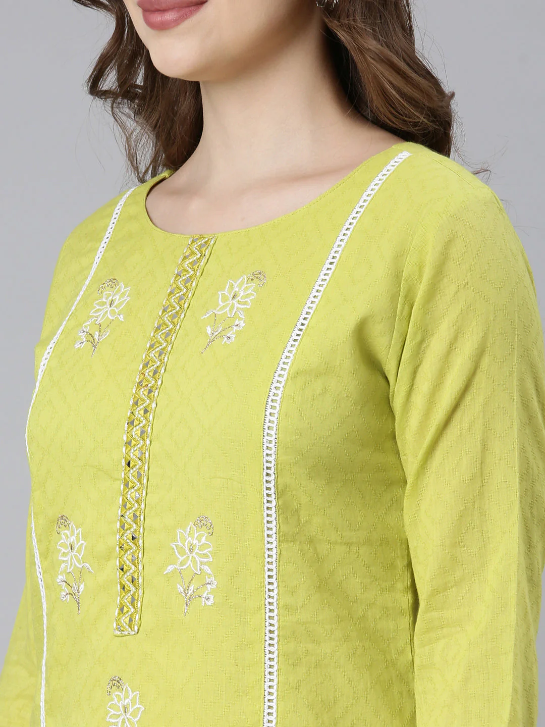 Neerus Lime Green Panelled Straight Ethnic Motifs Kurta And Trousers - Image 2