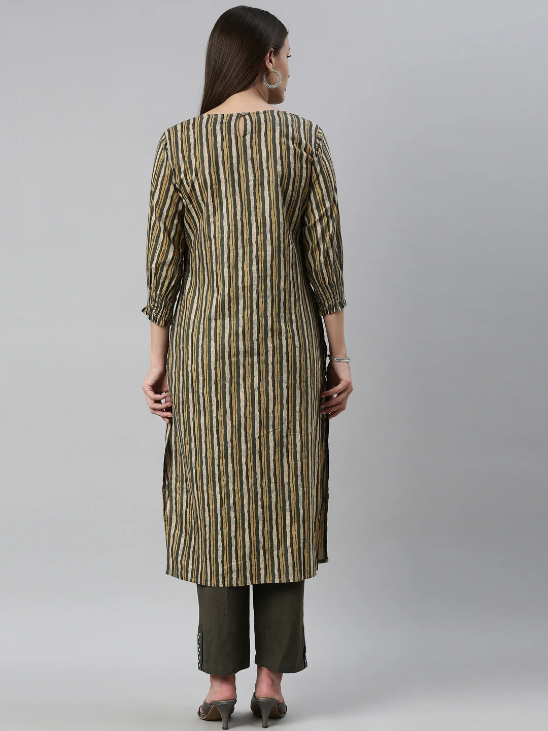 Neerus M Green Color Cotton Fabric Kurta Set - Image 6