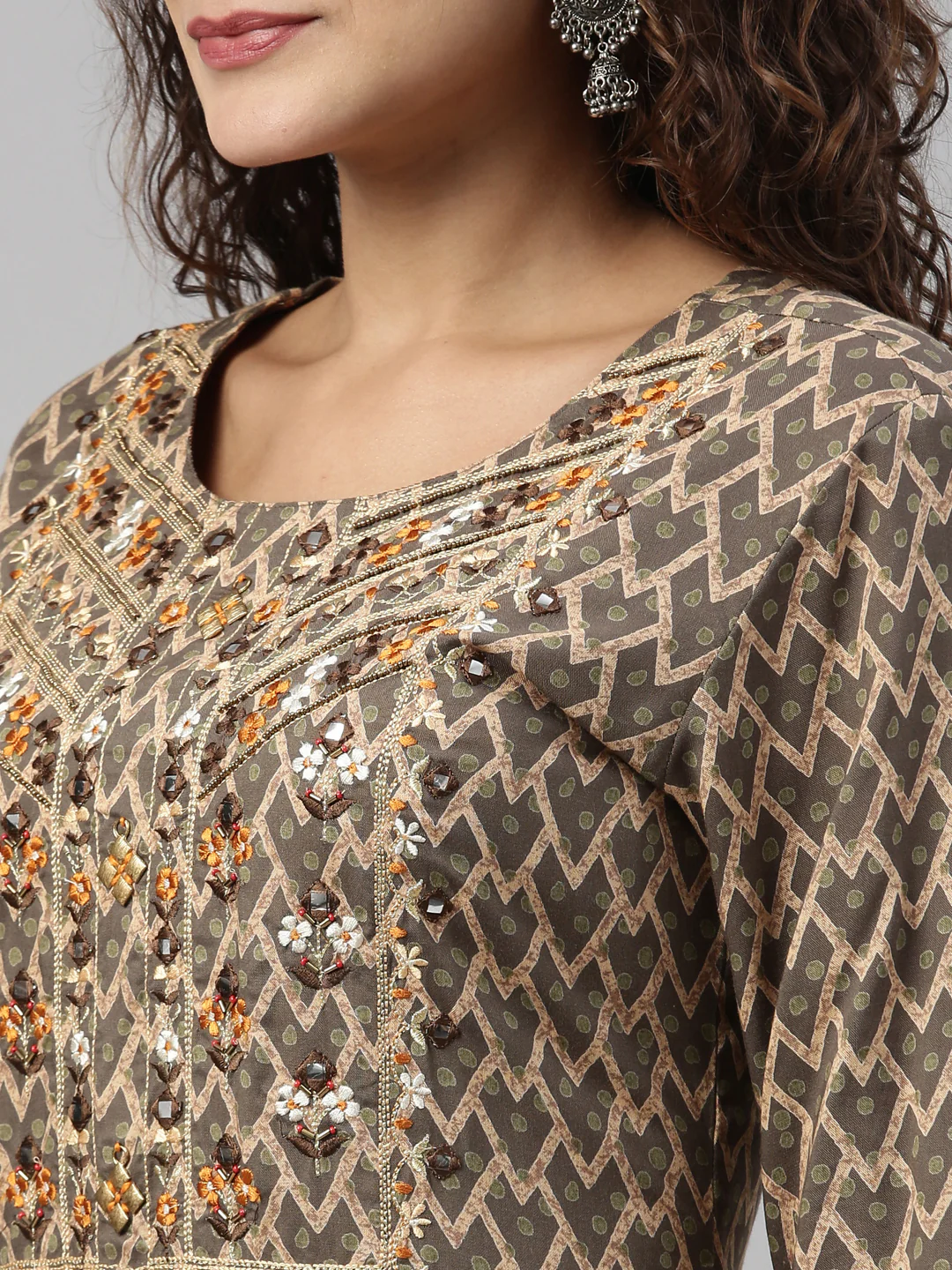 Neerus M Green Color Rayon Fabric Kurta - Image 3