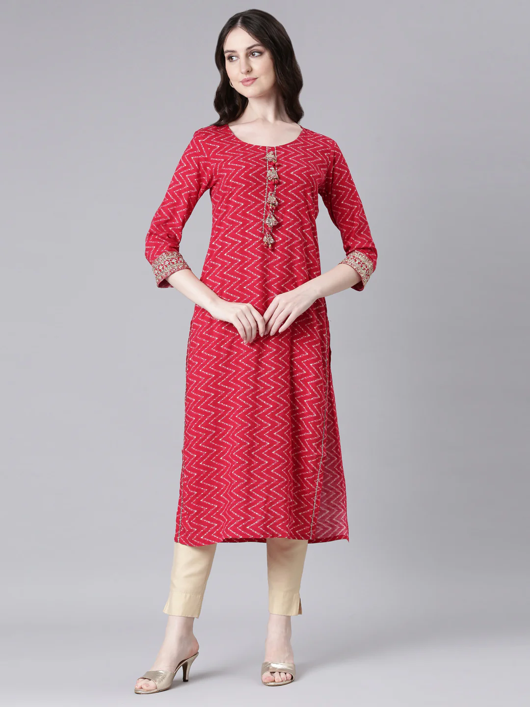 Neerus Magenta Casual Chevron Straight Kurta