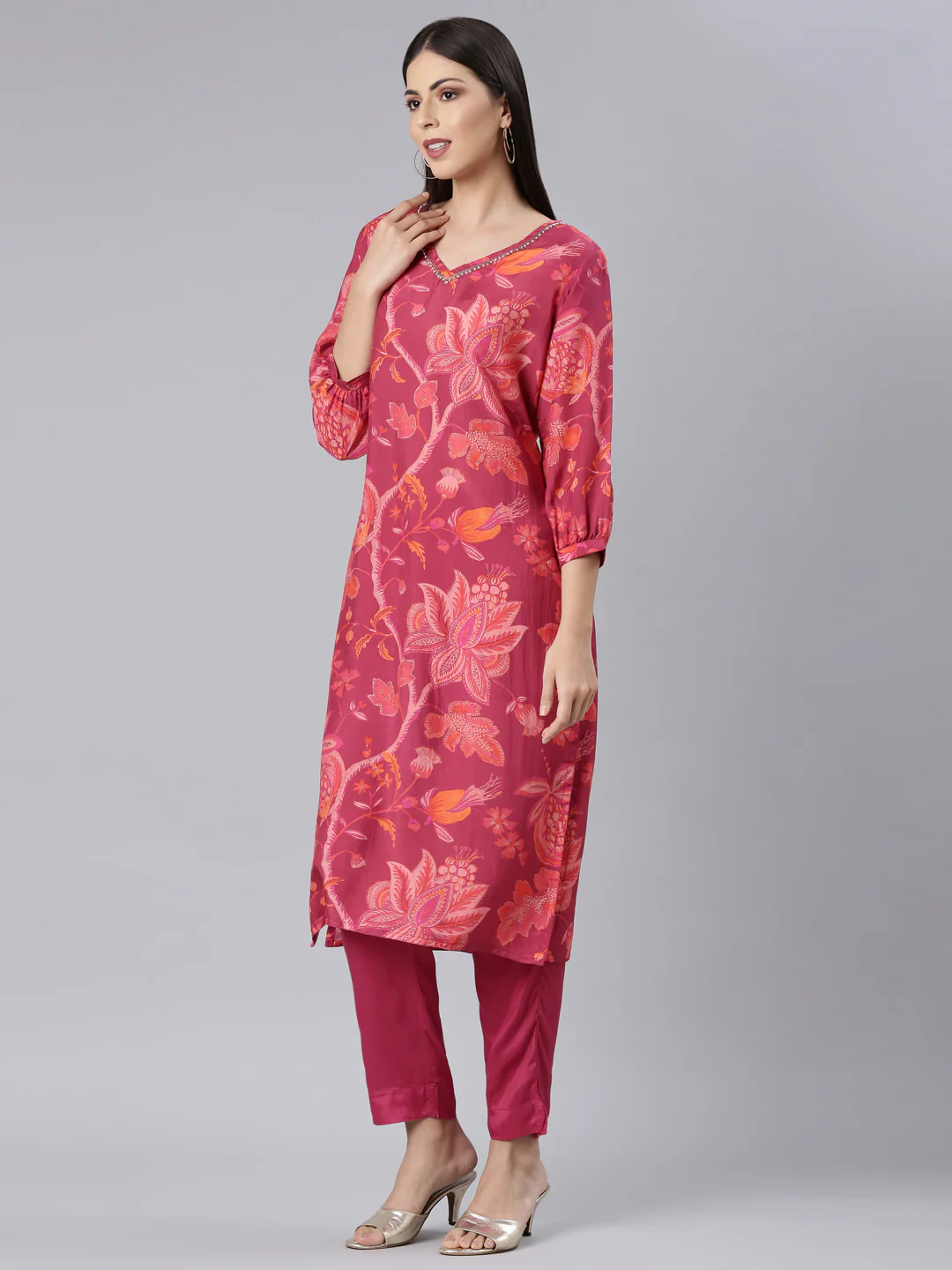 Neerus Magenta Casual Floral Straight Kurta and Trouser - Image 2