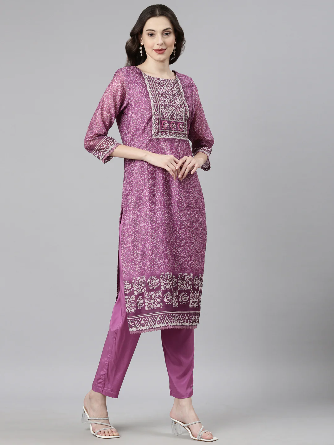 Neerus Magenta Casual Floral Straight Kurta and Trousers With Dupatta - Image 3
