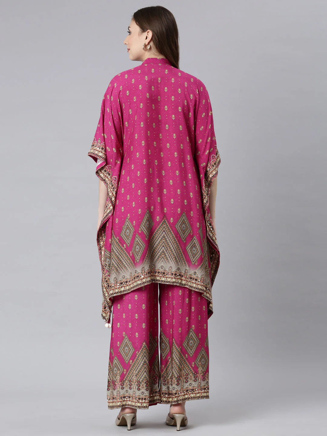 Neerus Magenta Panelled Straight Floral Kurta And Palazzos - Image 4