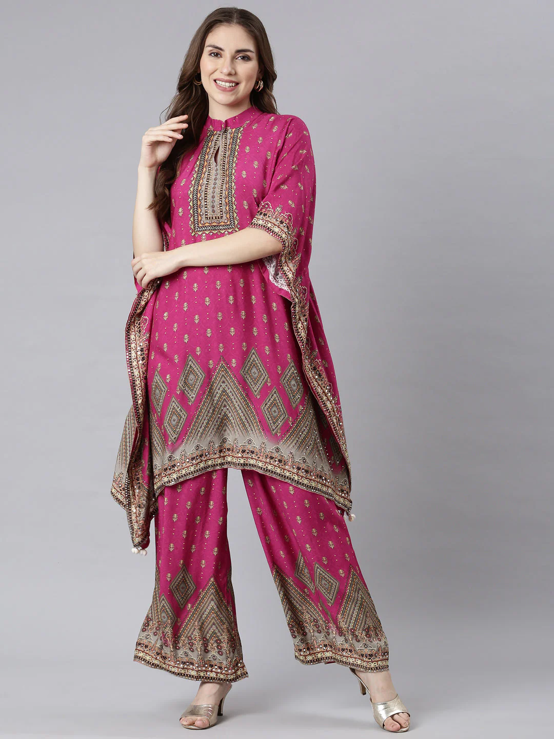 Neerus Magenta Panelled Straight Floral Kurta And Palazzos - Image 5