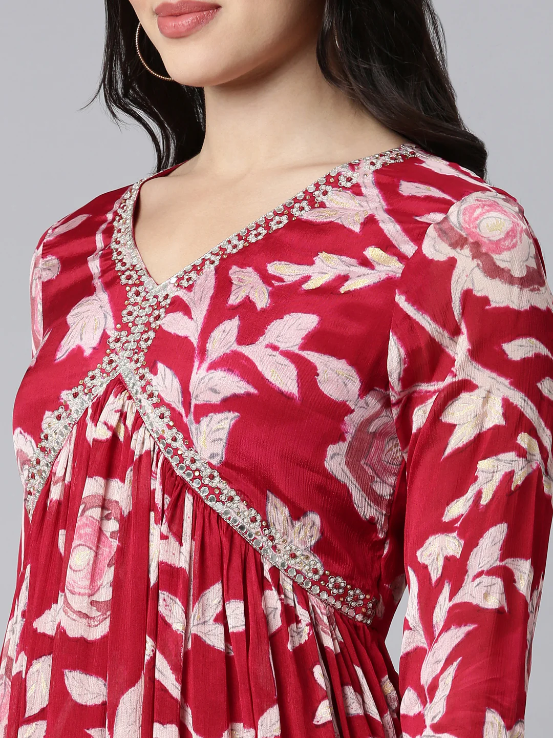 Neerus Magenta Pleated Straight Floral Kurta And Trousers With Dupatta - Image 4
