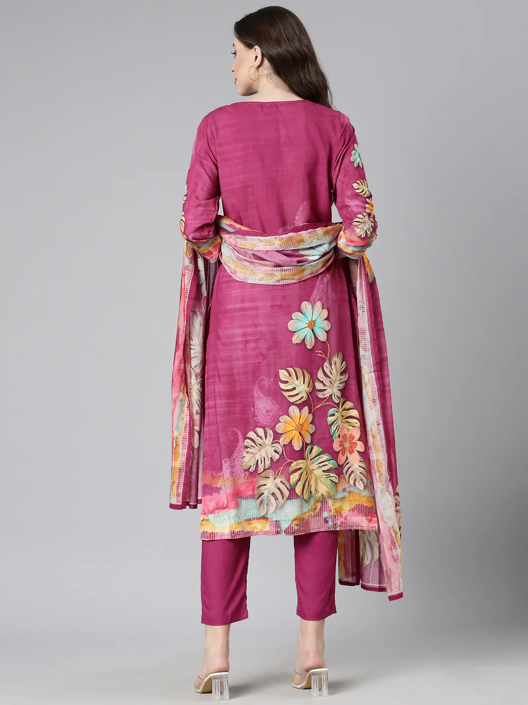 Neerus Magenta Printed Straight Kurta and Trousers With Dupatta - Image 3