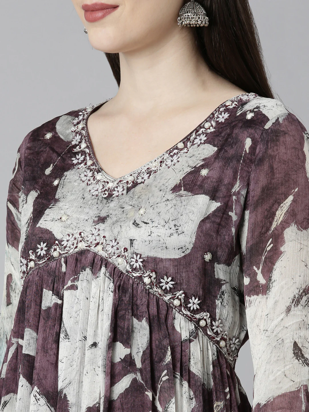 Neerus Magenta Regular Straight Floral Kurta And Trousers With Dupatta - Image 4