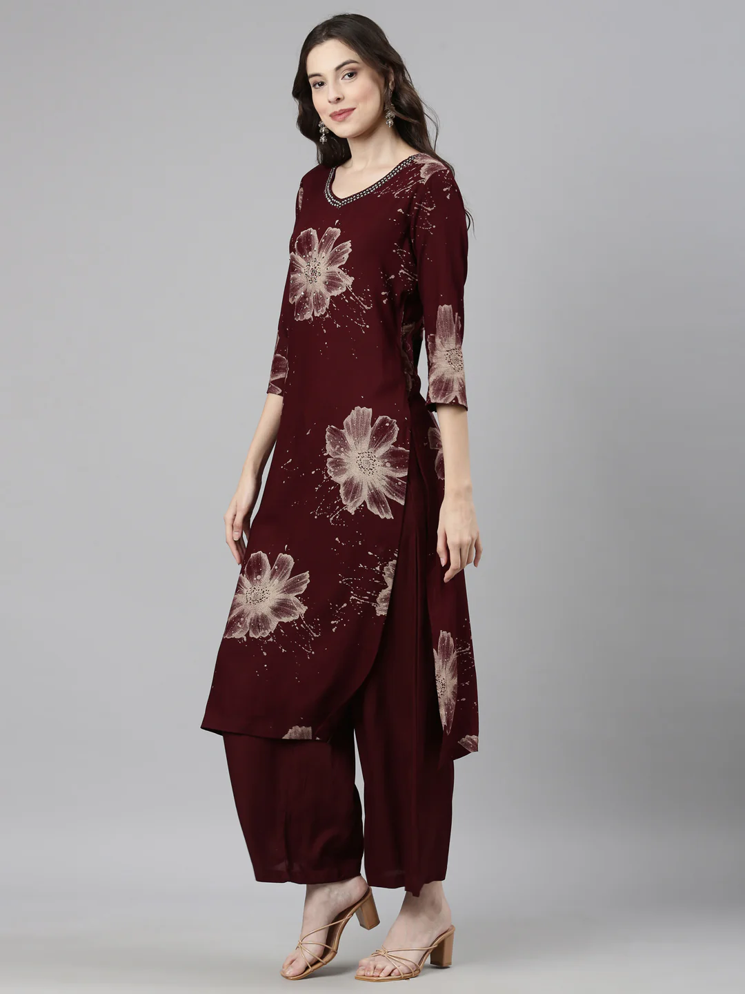 Neerus Maroon Casual Floral Straight Kurta and Palazzos - Image 2