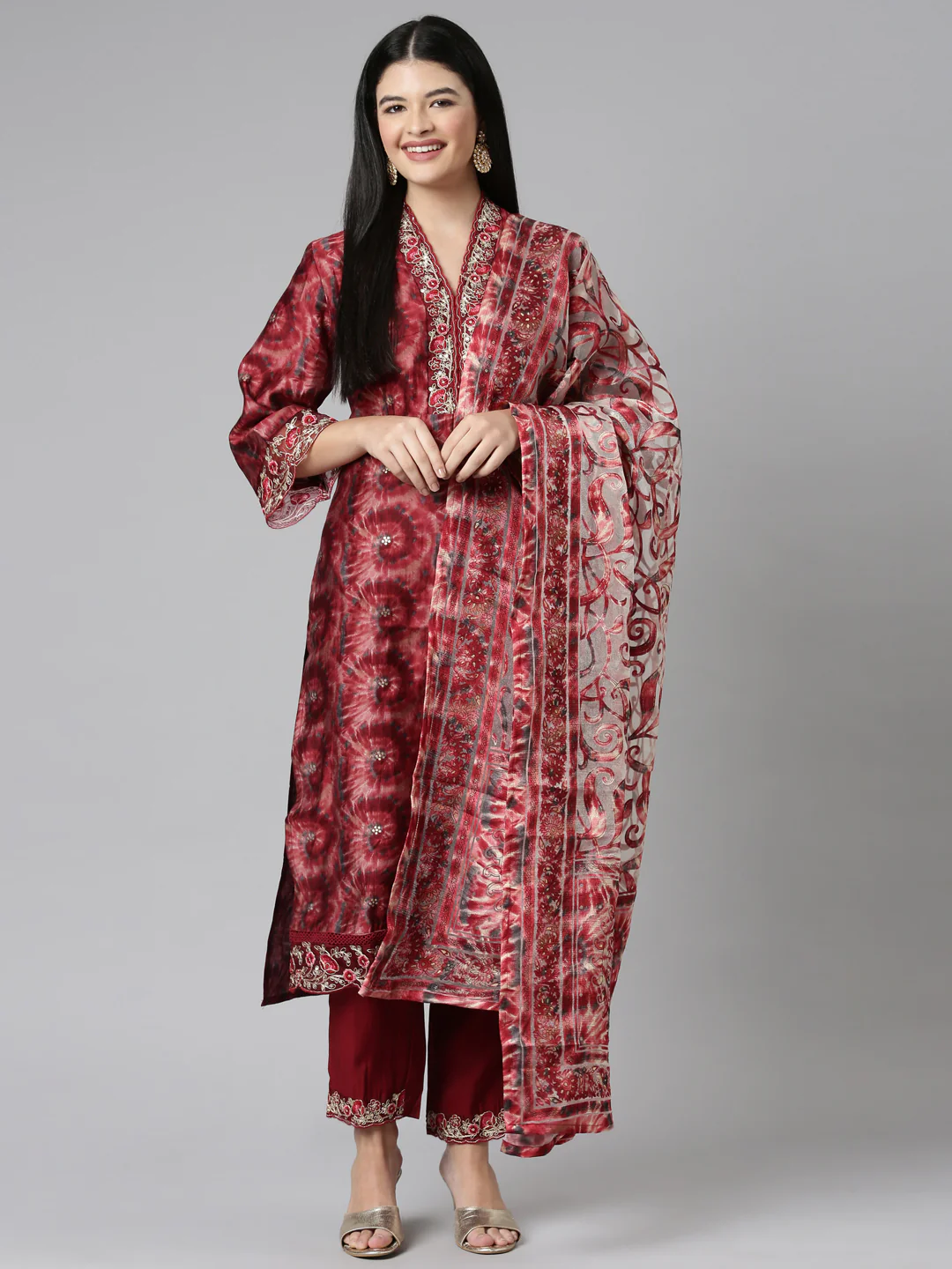Neerus Maroon Casual Ombre Straight Kurta and Trousers With Dupatta - Image 6