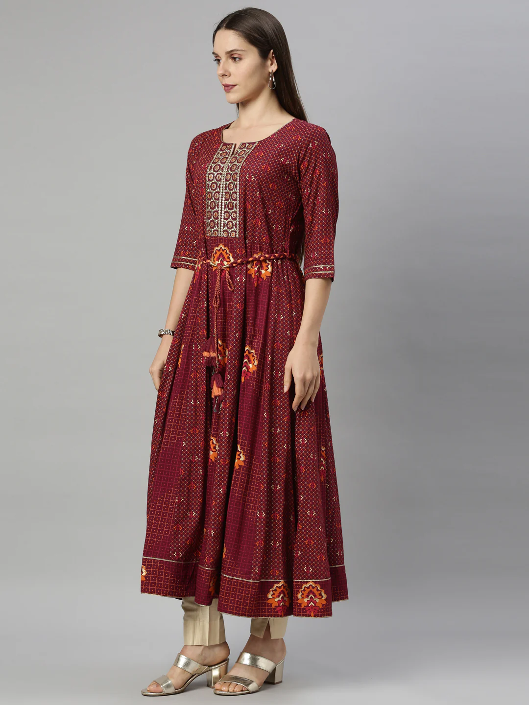 Neerus Maroon Color Slub Riyon Fabric Tunic - Image 4