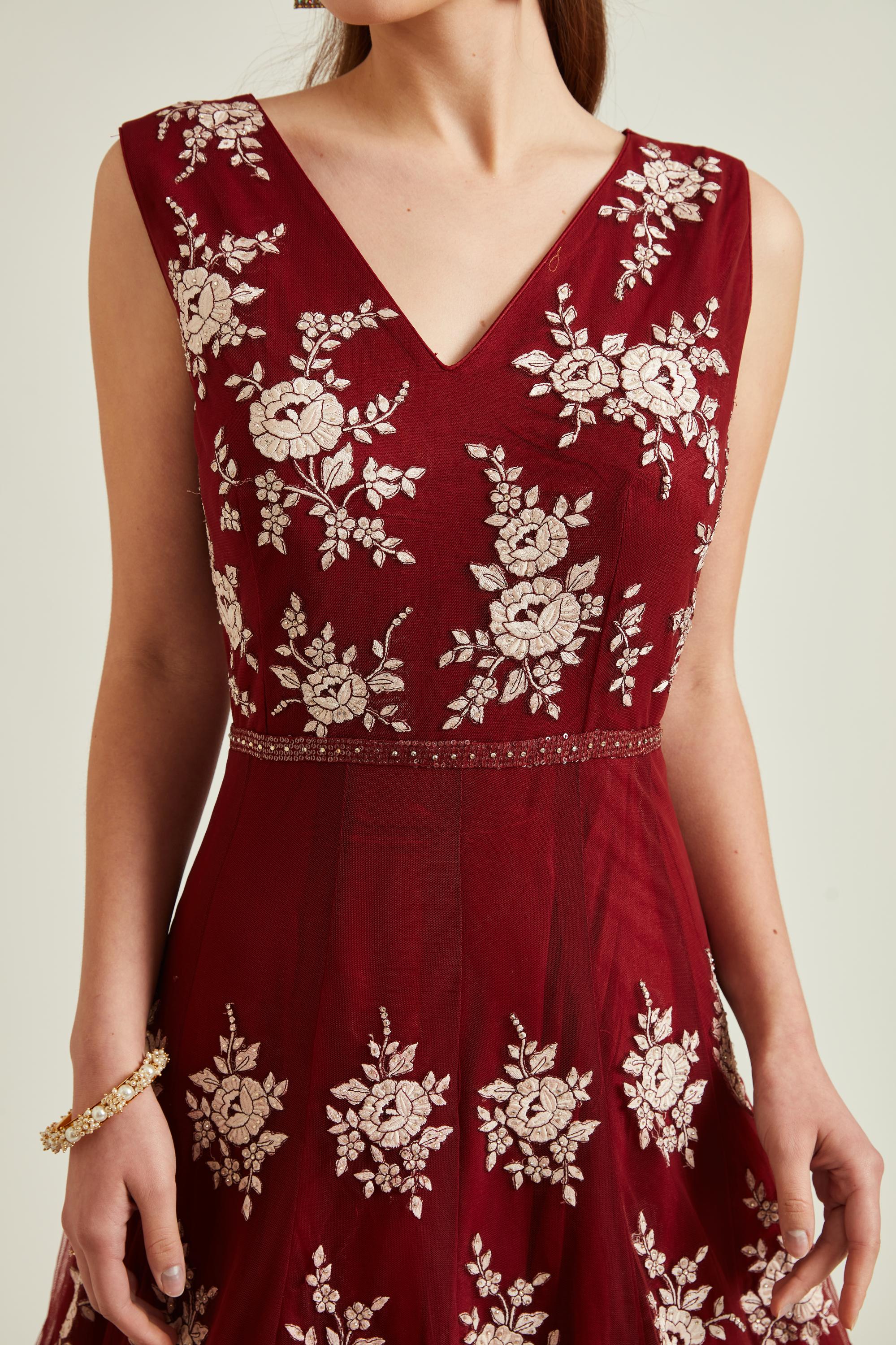 Neerus Maroon Colour Nett Fabric Gown - Image 4