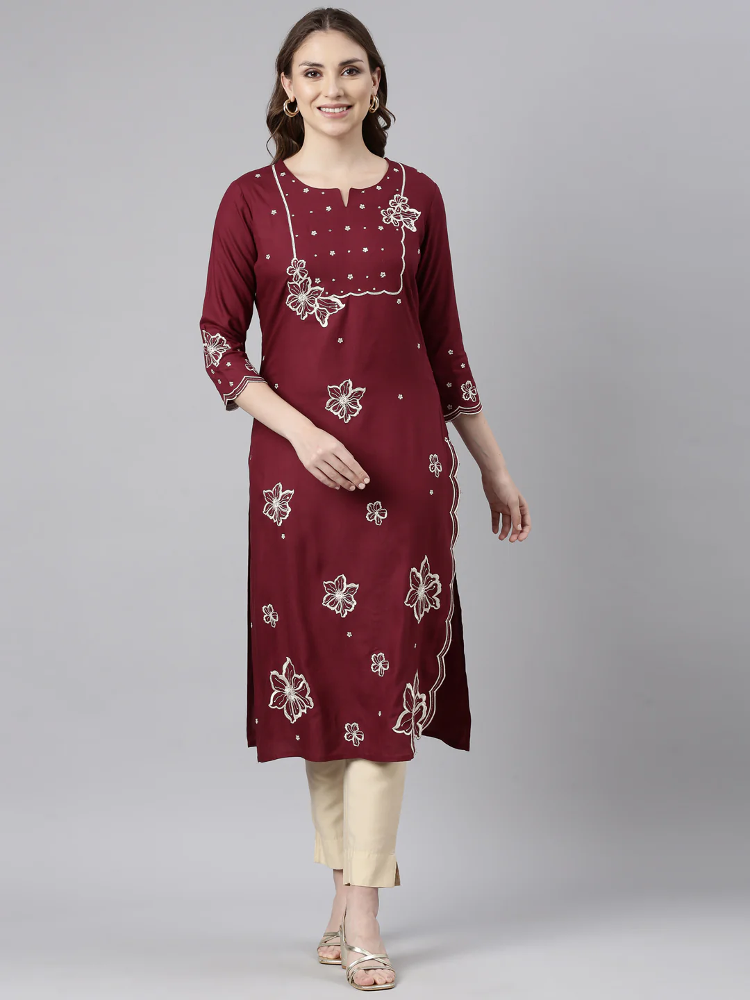 Neerus Maroon Panelled Straight Floral Kurta - Image 5