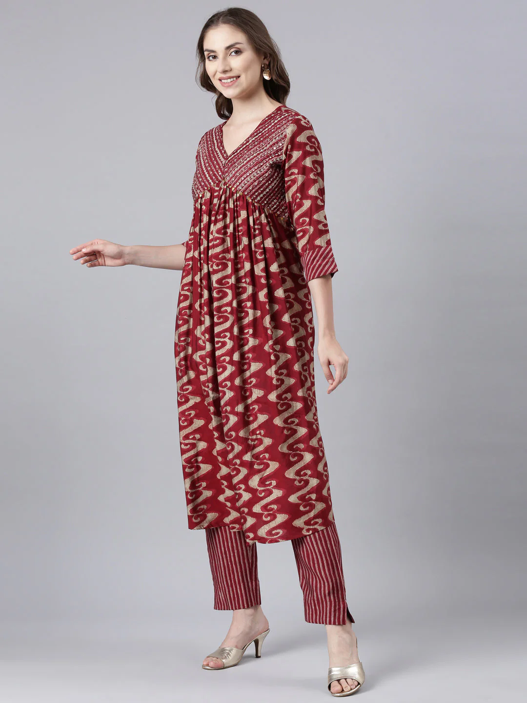 Neerus Maroon Panelled Printed Kurta And Trousers With Dupatta - Image 2