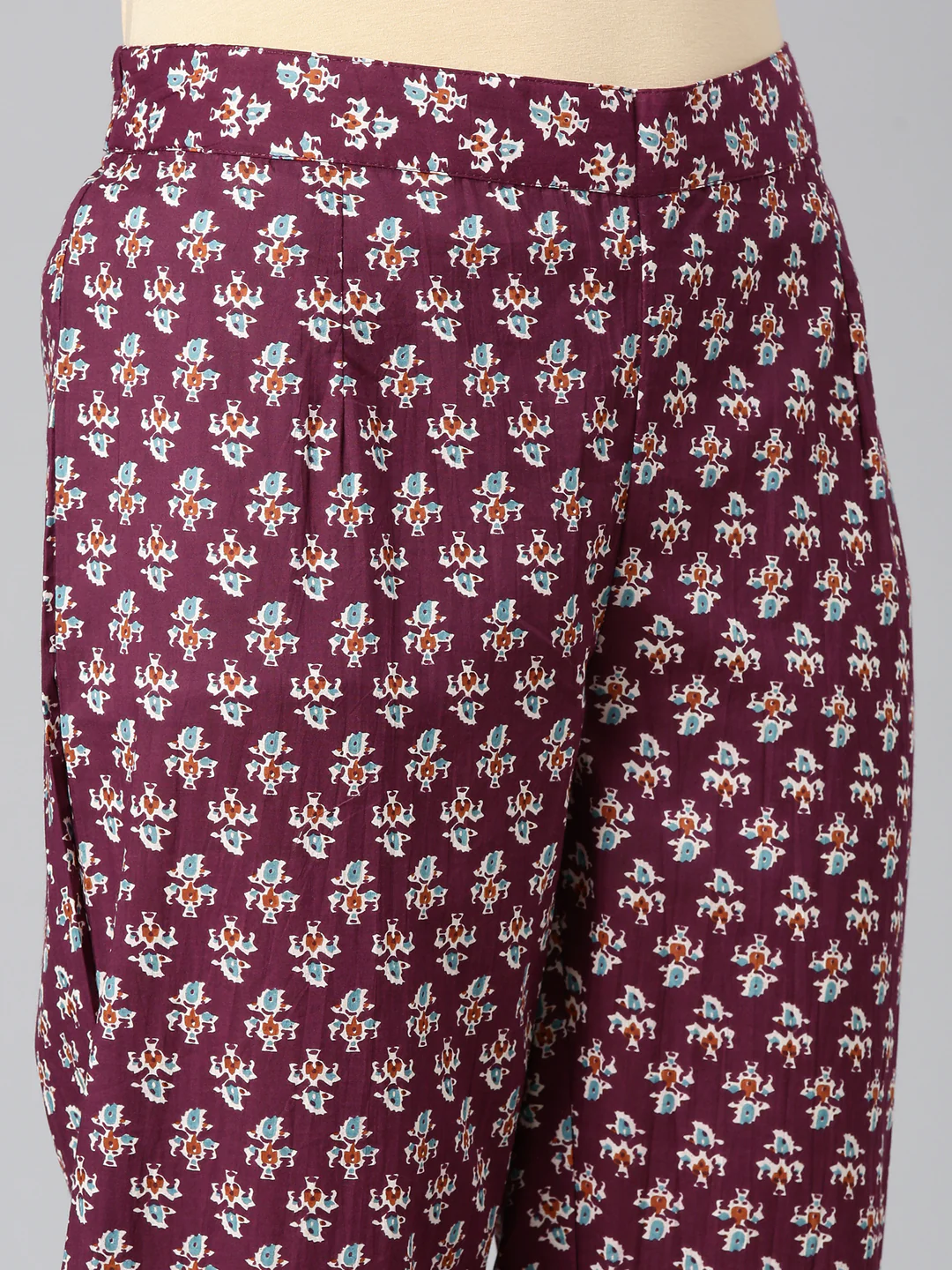 Neerus Maroon Printed Straight Kurta and Trousers With Dupatta - Image 6