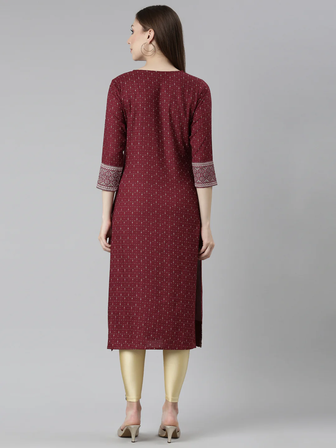 Neerus Maroon Regular Straight Bandhani Kurta - Image 3