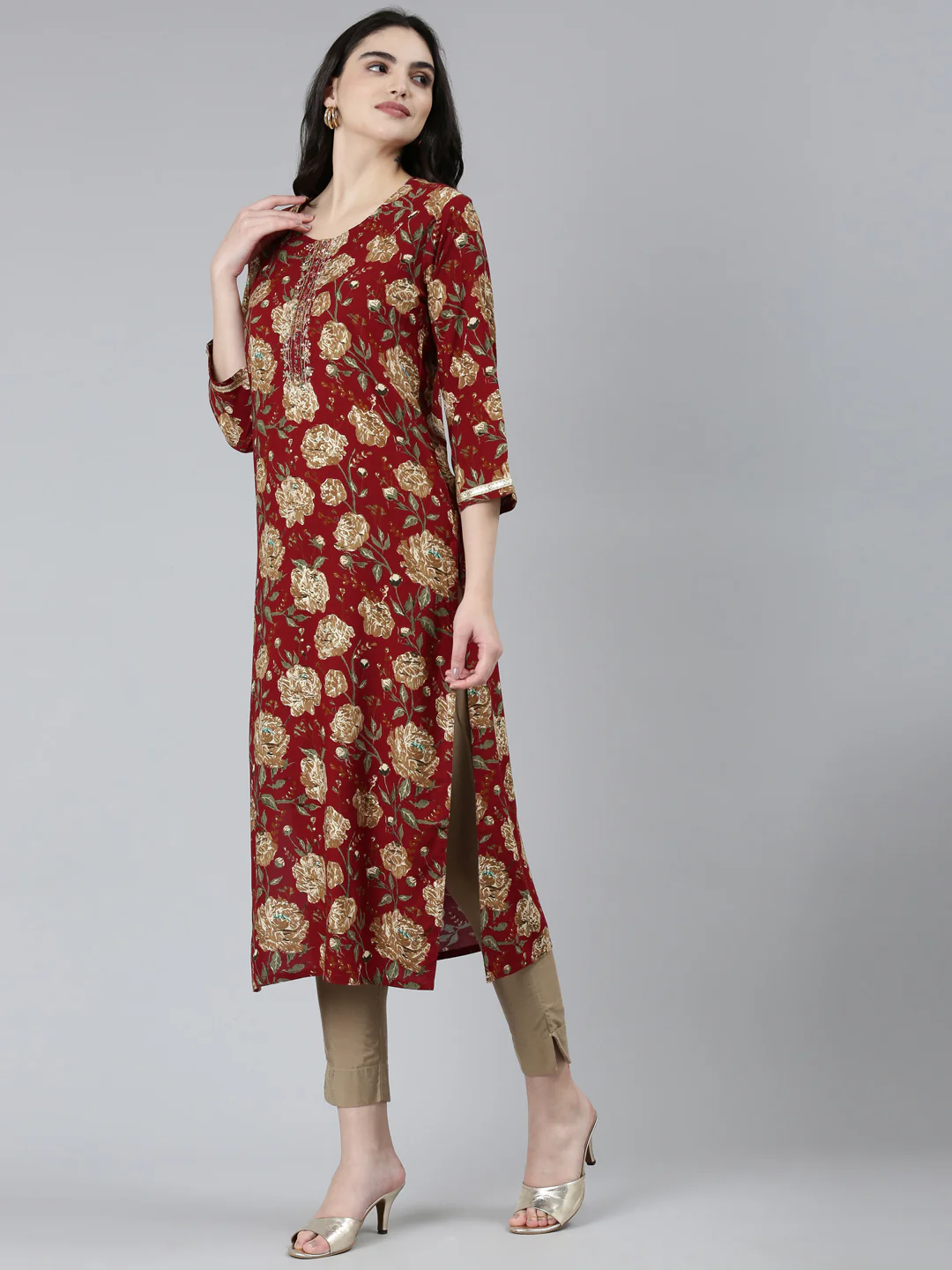 Neerus Maroon Regular Straight Floral Kurta - Image 2