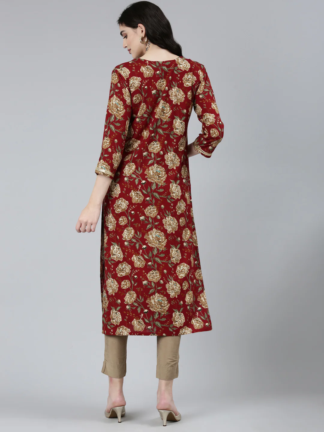 Neerus Maroon Regular Straight Floral Kurta - Image 3