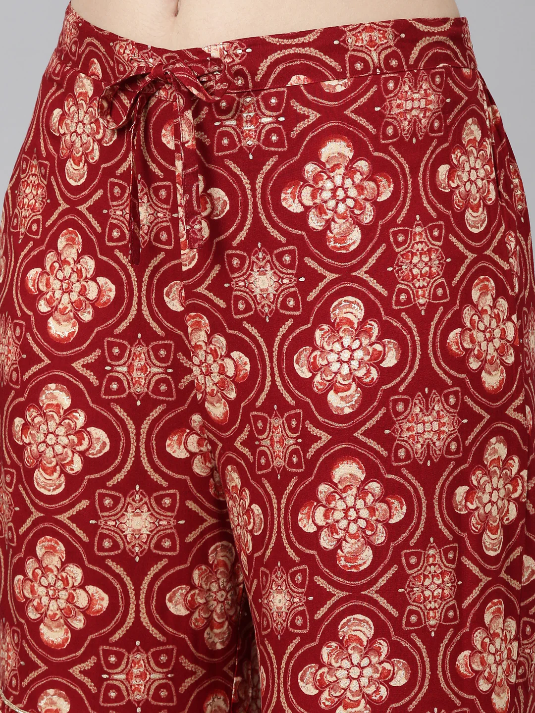 Neerus Maroon Regular Straight Printed Kurta And Sharara With Dupatta - Image 6