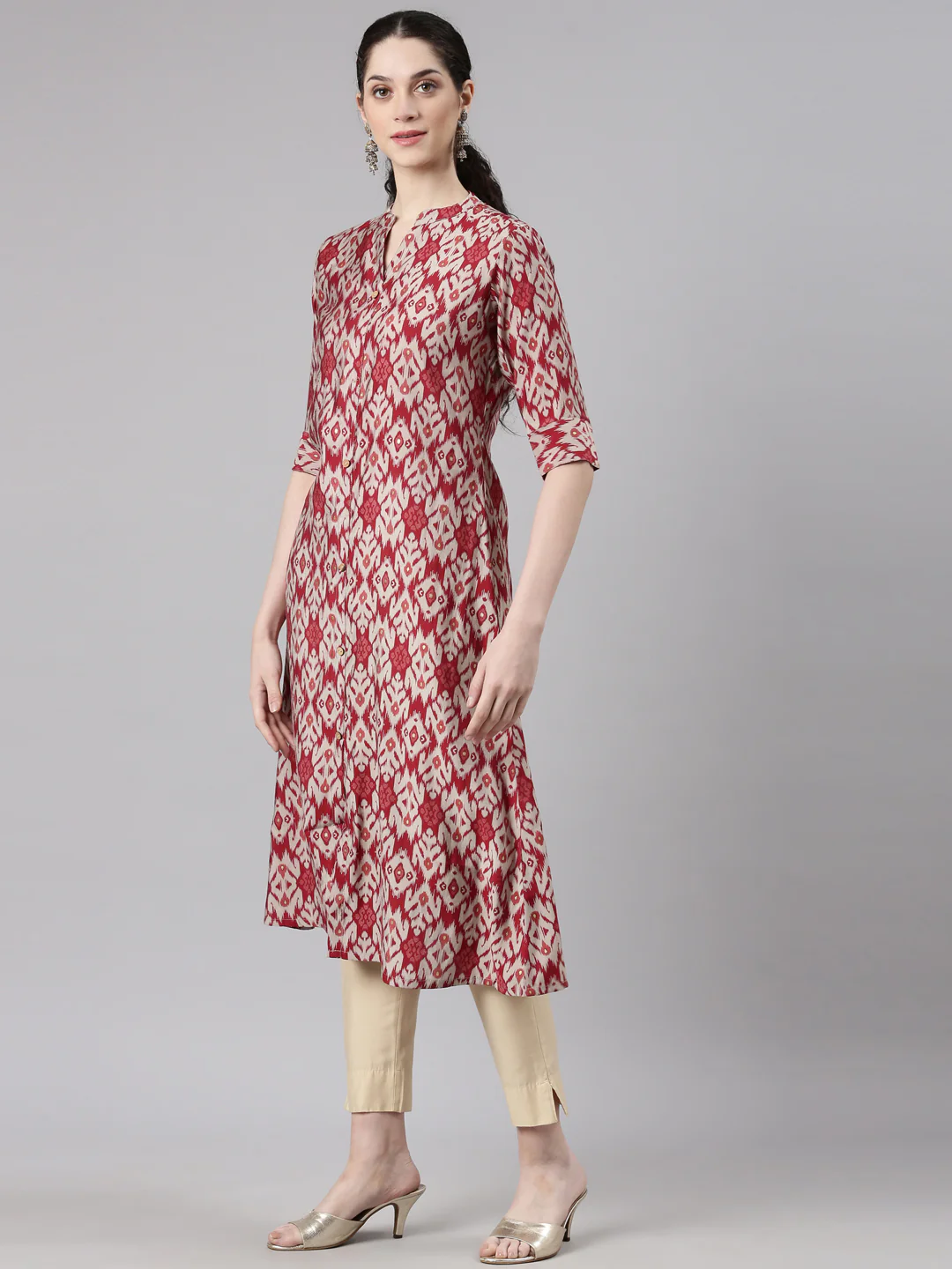 Neerus Maroon Straight Casual Chevron Kurta - Image 2