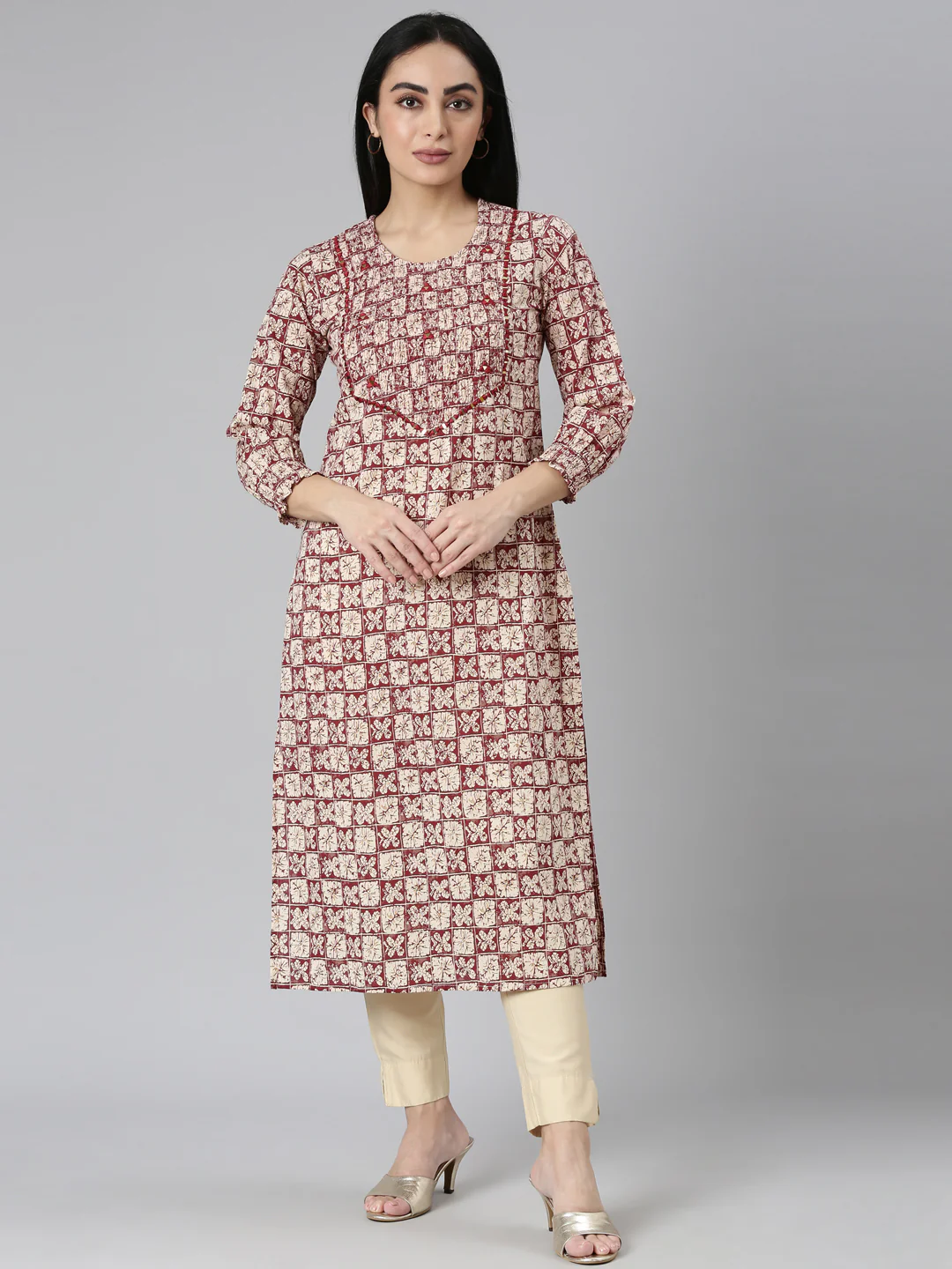Neerus Maroon Straight Casual Colourblocked Straight Kurta